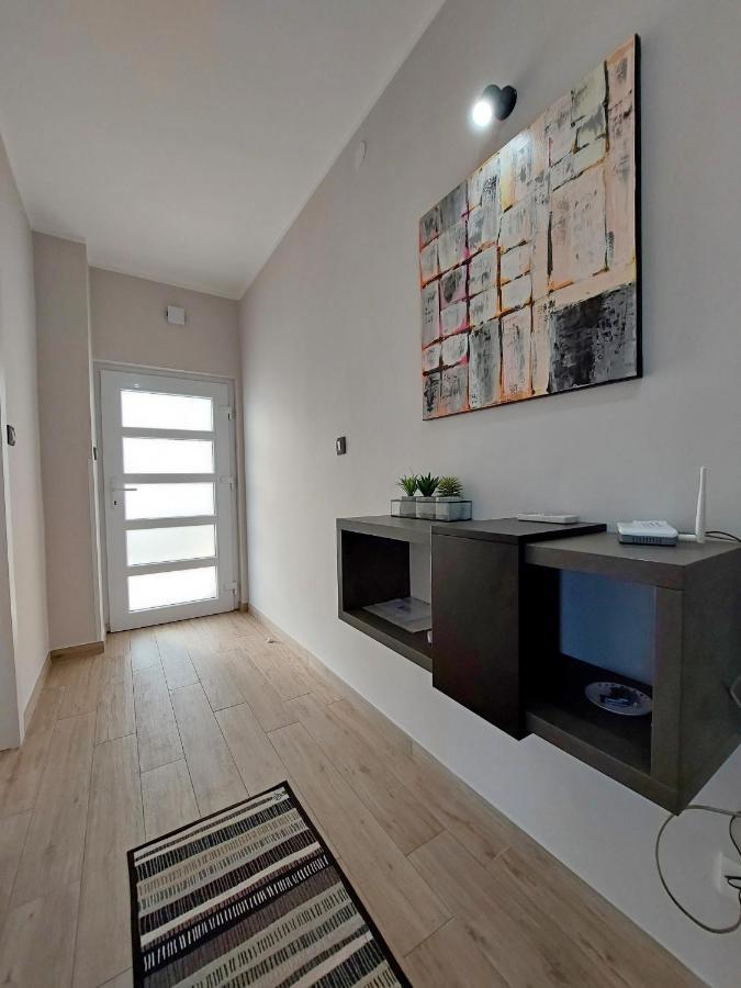 Family Apartment Cathy Galižana Екстериор снимка